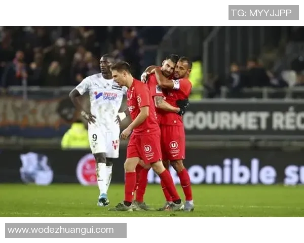 梅斯与卡昂在法国杯激战正酣谁能晋级下一轮的精彩对决